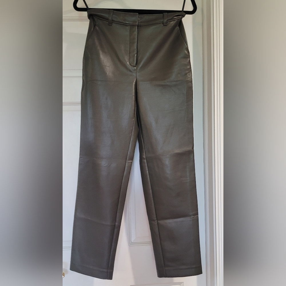 ARITZIA Babaton Moss Green Vegan Pants. Size 4
